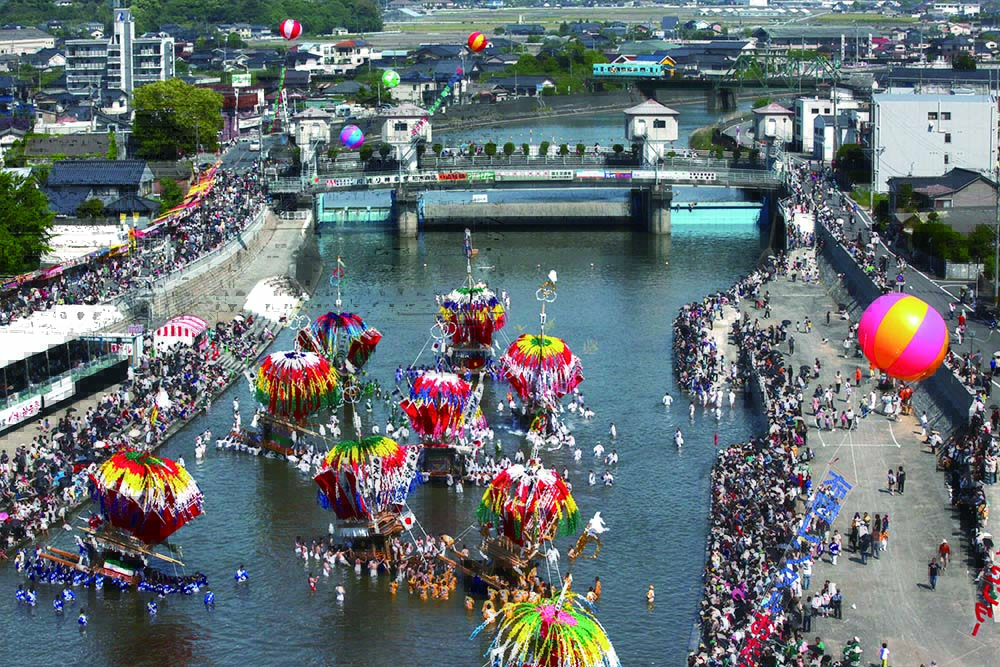 川渡り神幸祭