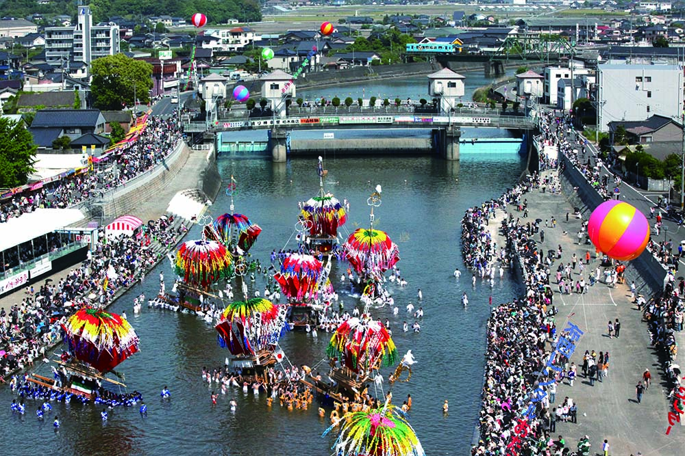 川渡り神幸祭